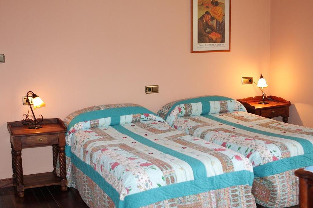 Hostal Esmeralda Комилас Стая снимка